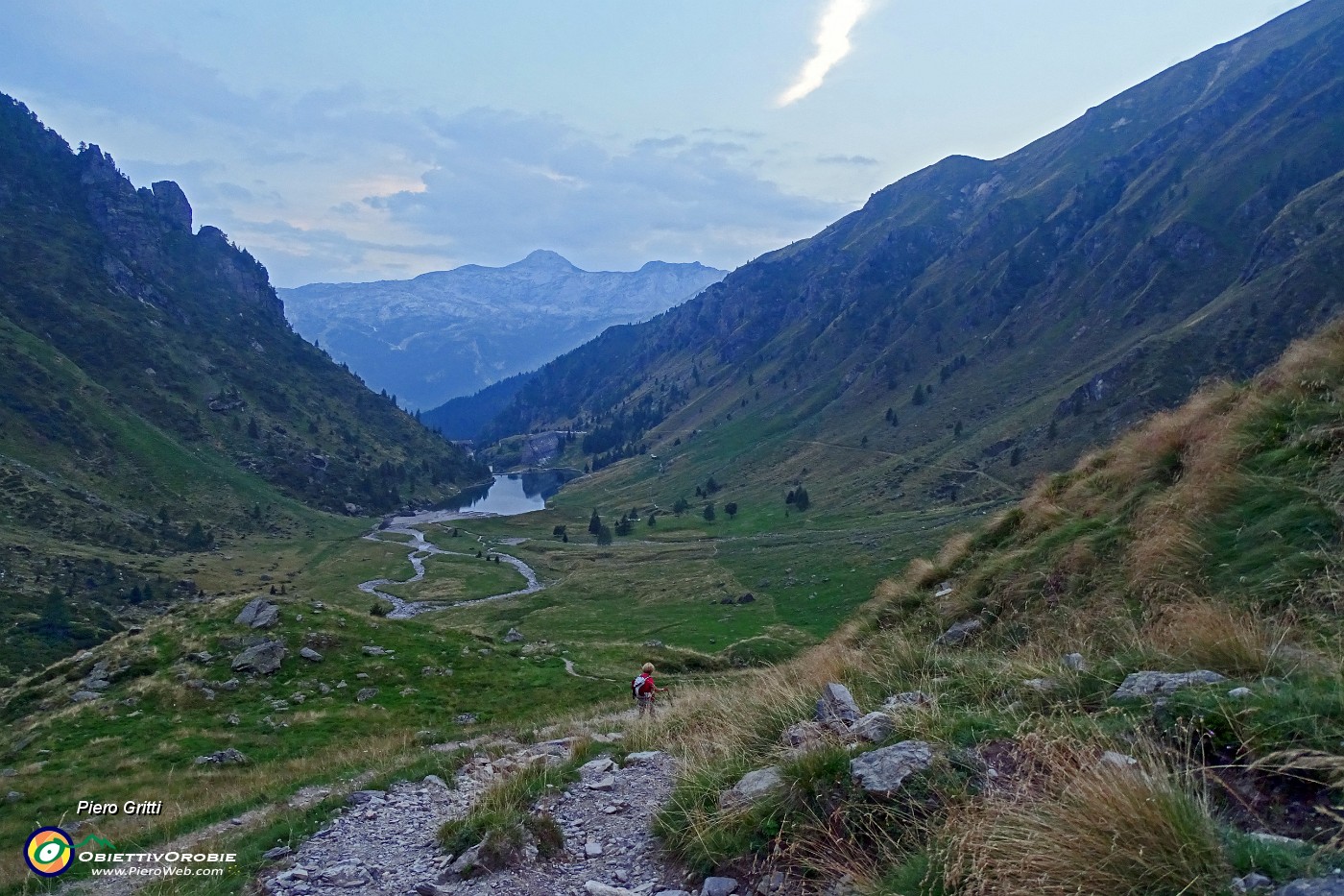 100 Al pianoro Diga-Lago del Gleno.JPG -                                